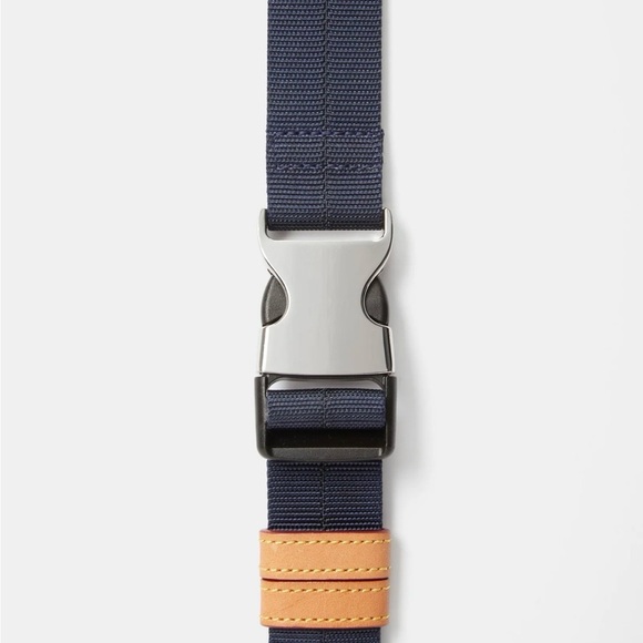 MZ Wallace Dawn Navy Quilted Nylon Metro Sling Belt Bag Fanny Pack - Picture 3 of 7